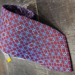 Brooks Brothers Burgandy and Blue/white Patterned Silk Tie